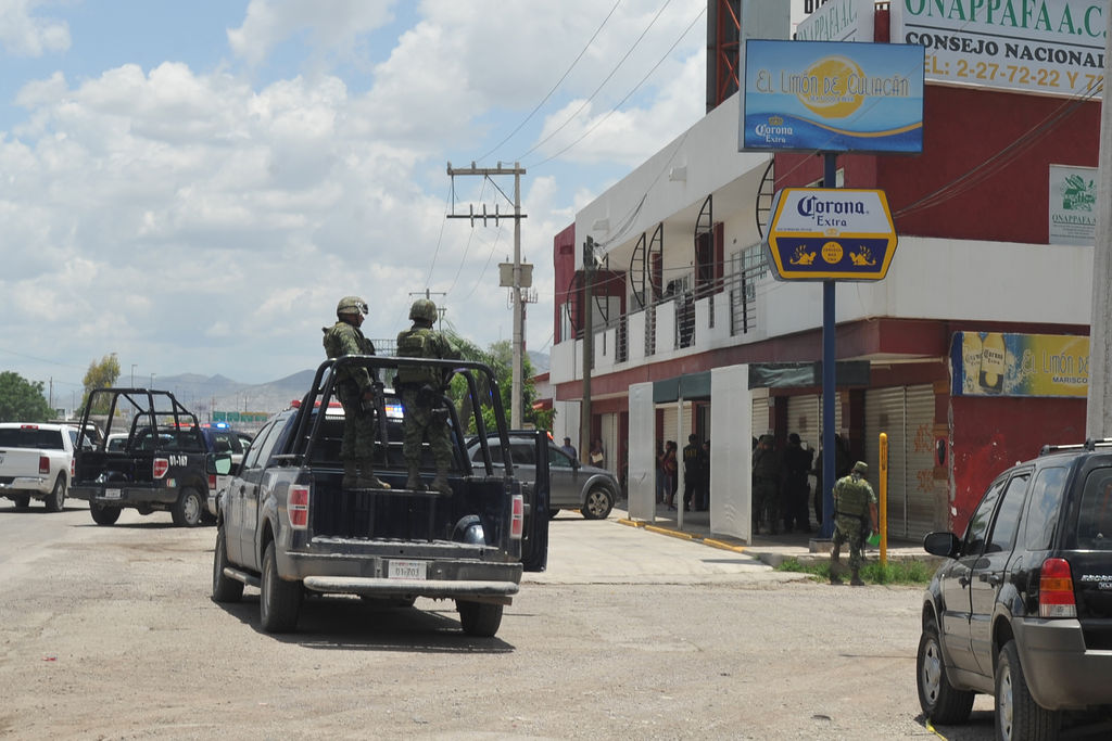 Resguardo. Las oficinas donde sucedió el ataque fueron resguardadas por las diversas corporaciones de Gómez Palacio.