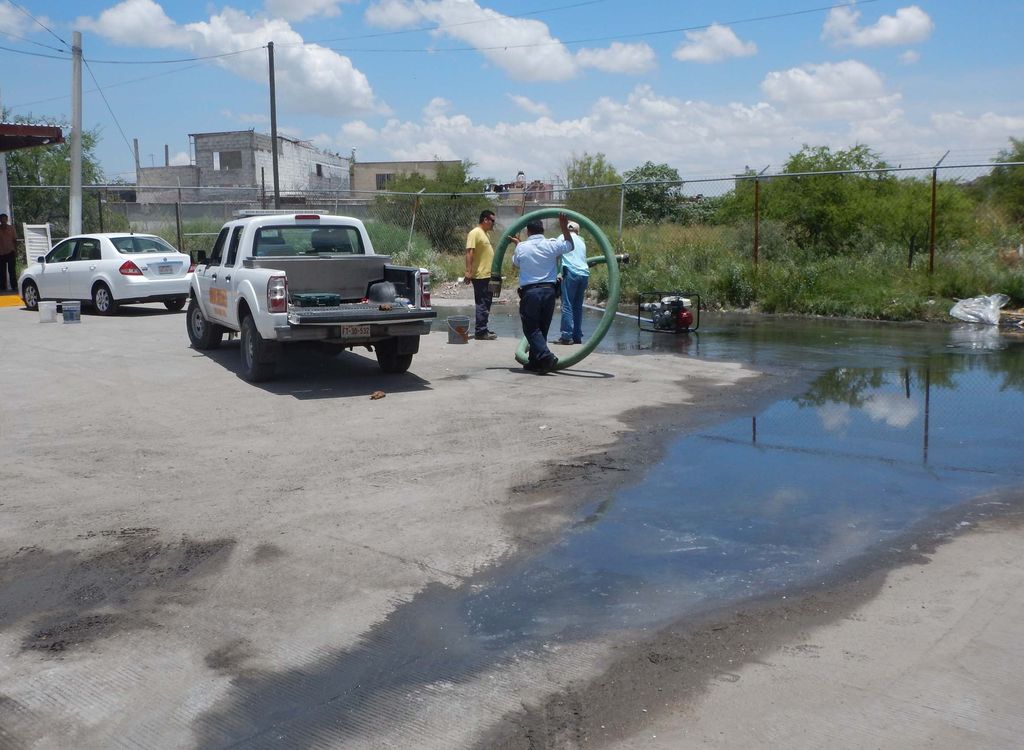 Reportan Brotes De Aguas Negras En Mercado El Siglo De Torreón 0001