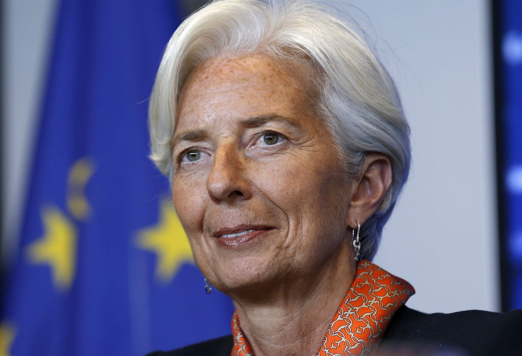 Christine Lagarde, en una lacónica declaración de un párrafo, aseguró hoy que el organismo financiero 'se mantiene listo para ayudar a Grecia si así se lo pide', y que la institución está 'vigilando la situación estrechamente'. (Archivo)