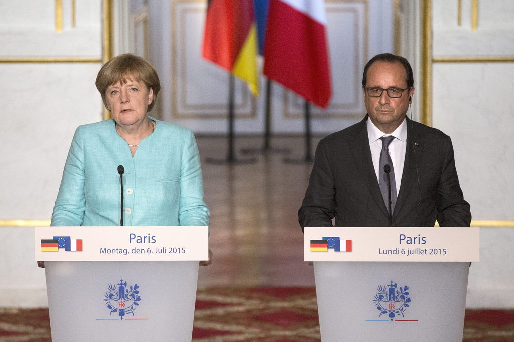  François Hollande y Angela Merkel, se reunieron para buscar una respuesta conjunta al rechazo griego a las últimas propuestas de los acreedores internacionales. (EFE)