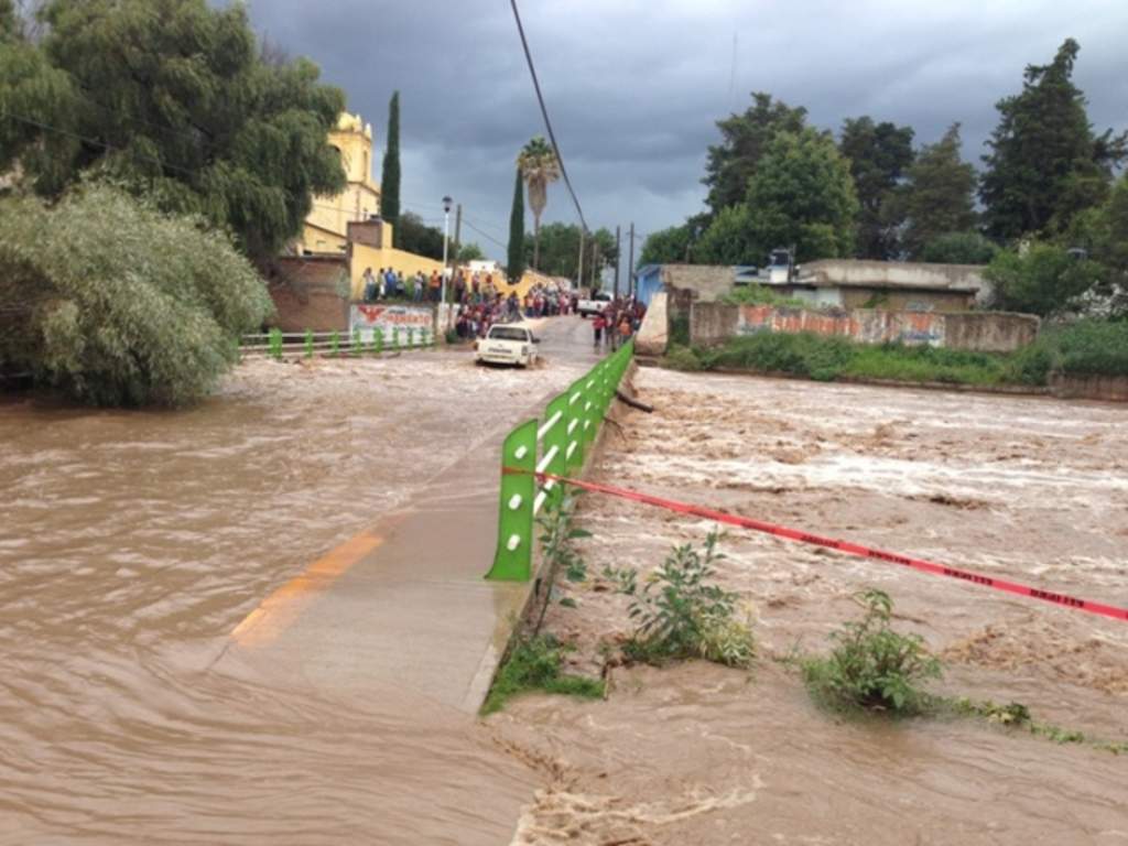 Súchil. Súchil es uno de los municipios que siguen esperando que bajen los recursos para reparar el puente de la Michilía.
