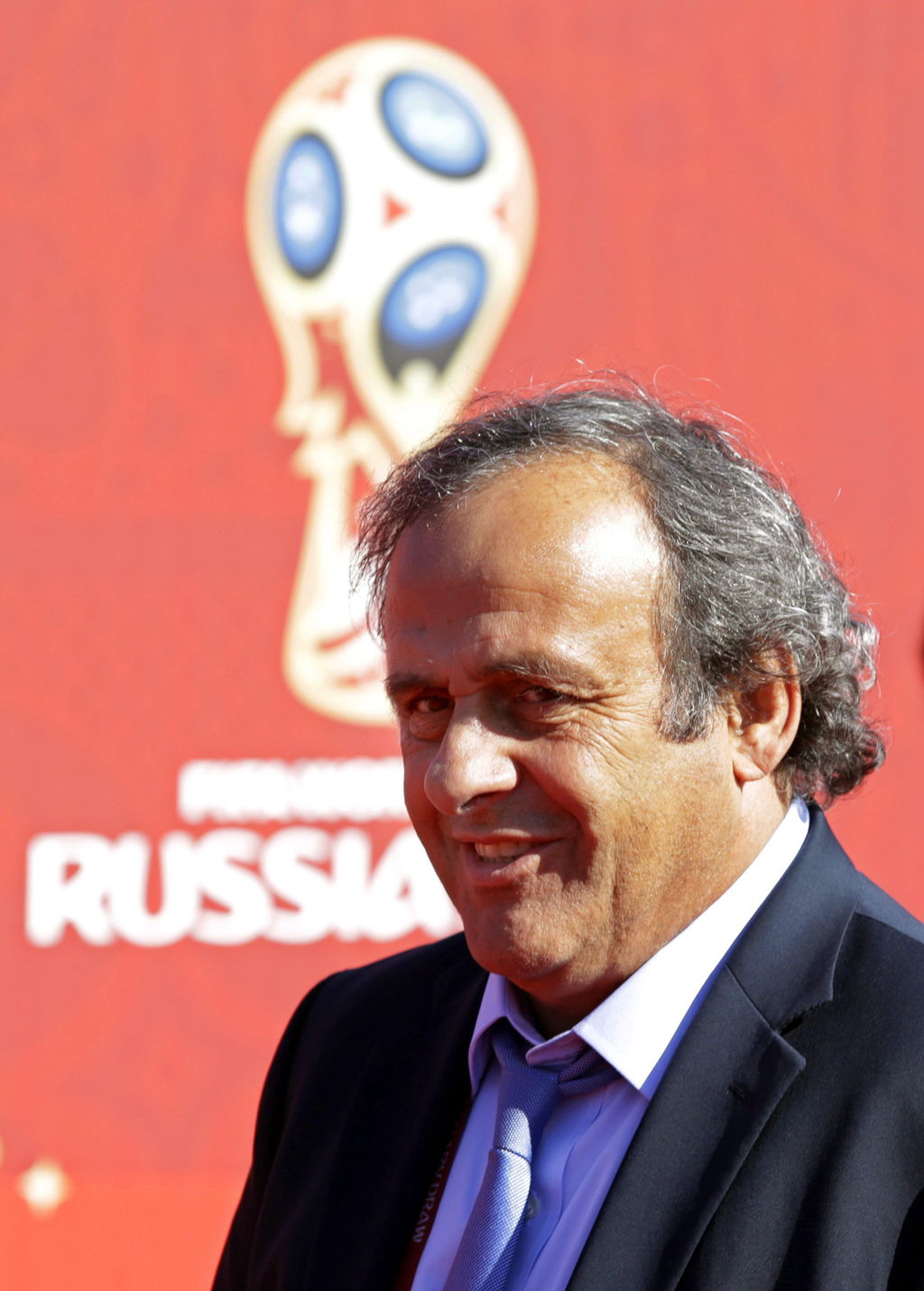 Michel Platini es el favorito para asumir la presidencia de FIFA. (Notimex)