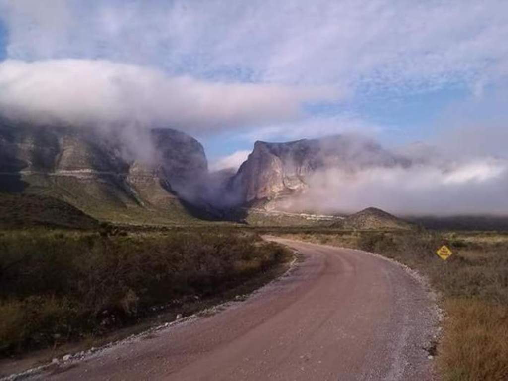 La mina “La Encantada“ se ubica a dos horas y media de la cabecera de Ocampo y se llega mediante caminos de terracería. (Twitter)