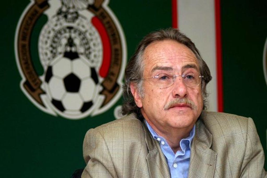 Decio de María es oficialmente el titular de la Federación Mexicana de Futbol (FMF) en sustitución de Justino Compeán. (ARCHIVO)