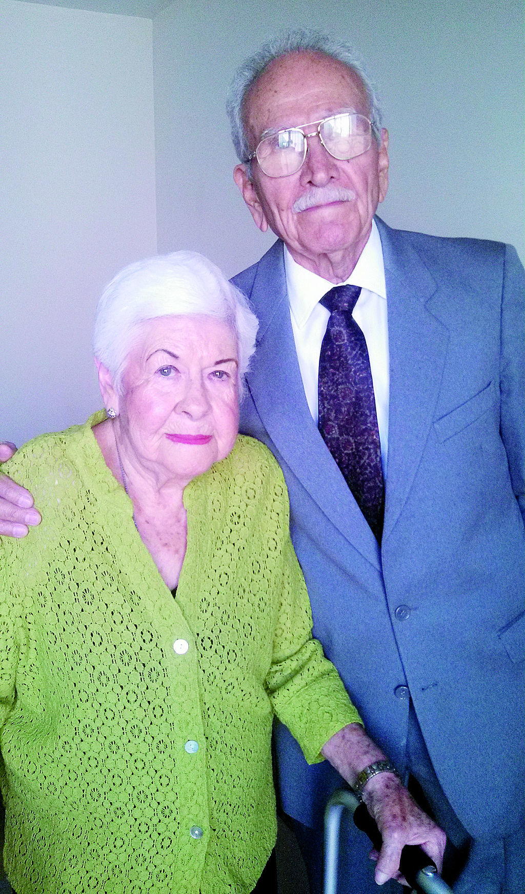   Sra. Hilda Elva Vázquez Padilla y Sr. Leonardo González Morales celebraron el 30 de julio del 2015 su 60 aniversario de bodas.
