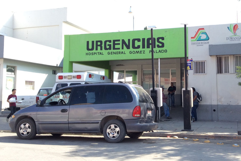 Navajazos. El lesionado ingresó al Hospital General de Gómez Palacio para su atención.
