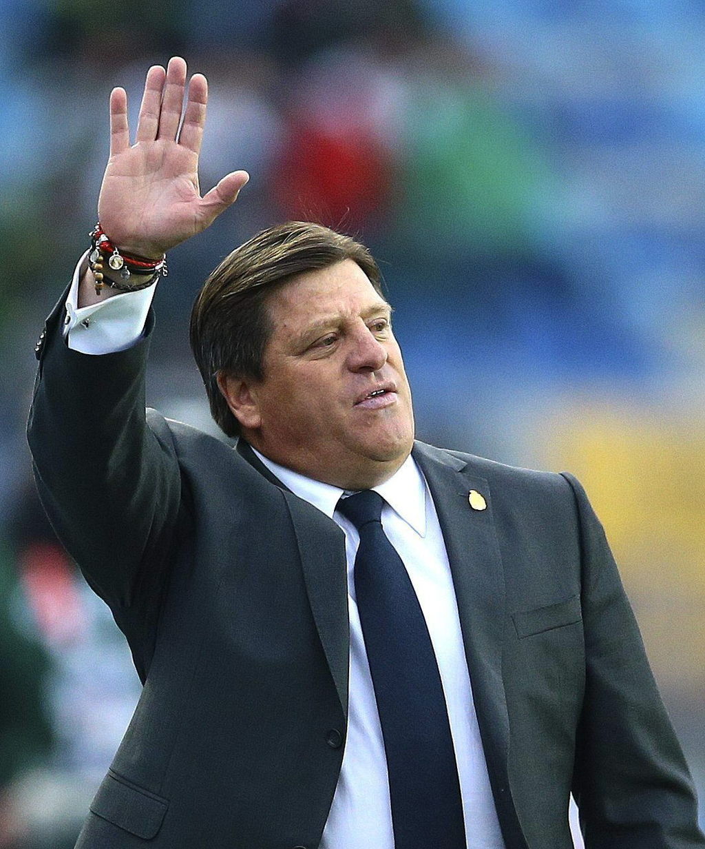 Miguel Herrera fue cesado recientemente como entrenador de la Selección Mexicana por agredir a un periodista. (EFE)