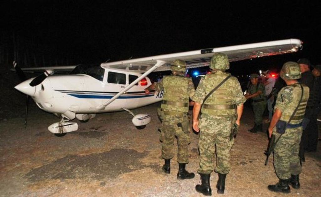 Víctor Manuel Calderón Cortés fue acusado de facilitar el tráfico de drogas; fue detenido el 29 de julio, cuando trataba de huir del país tras abandonar un avión usado para el transporte de drogas. (ARCHIVO)