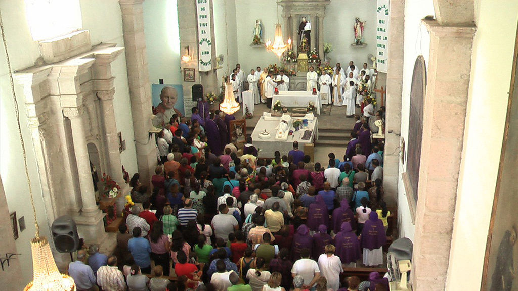 De fiesta. El día de hoy se conmemora la llegada del Señor de Mapimí a Cuencamé y se esperan miles de fieles en su veneración. (EL SIGLO DE TORREÓN)