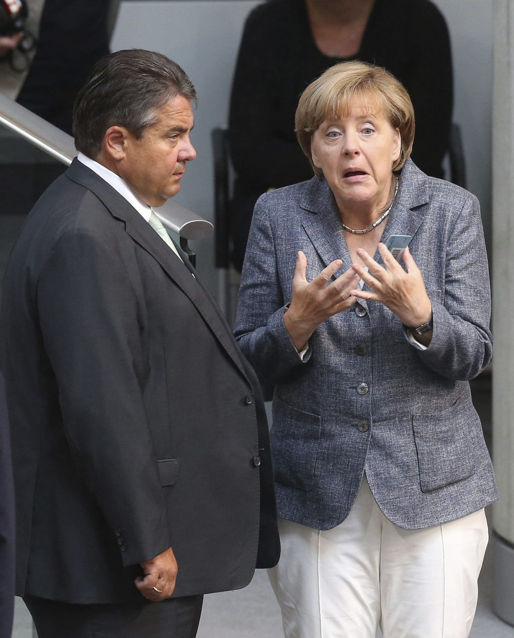 Debate en Alemania. La canciller alemana, Ángela Merkel (d), junto al ministro de Economía alemán, Sigmar Gabriel.
