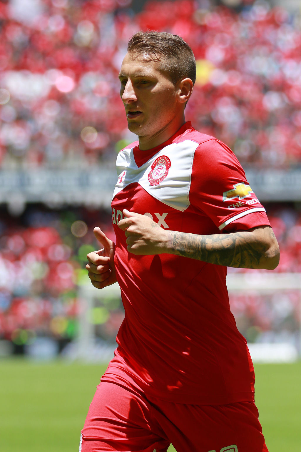 Bottinelli jugó entre 2008 y 2010 con los Rojinegros, ahora lo hace para Toluca. (Archivo)