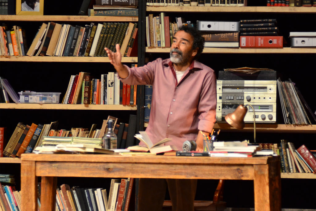 Damián Alcázar presentó El Profesor en el Teatro Nazas de Torreón. (Fernando Compeán)