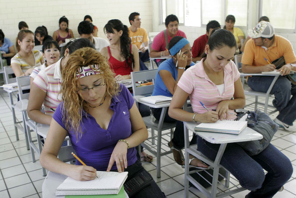 Problema social. La cantidad de jóvenes relegados de la educación aumenta año con año.