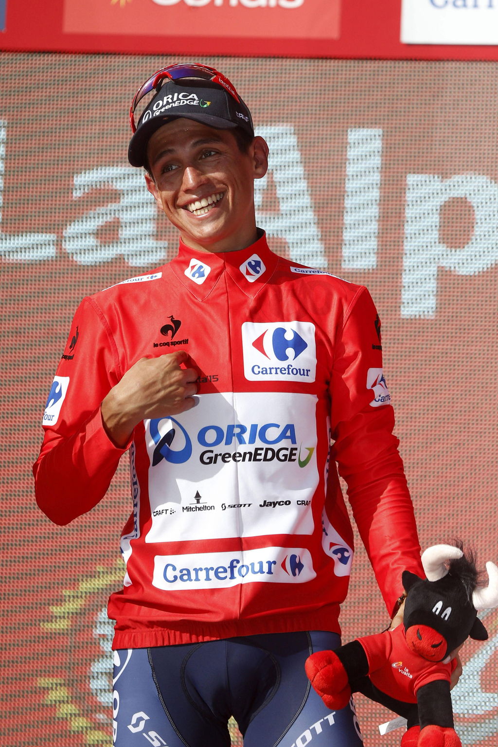 El colombiano Esteban Chaves, líder de la vuelta a España. 