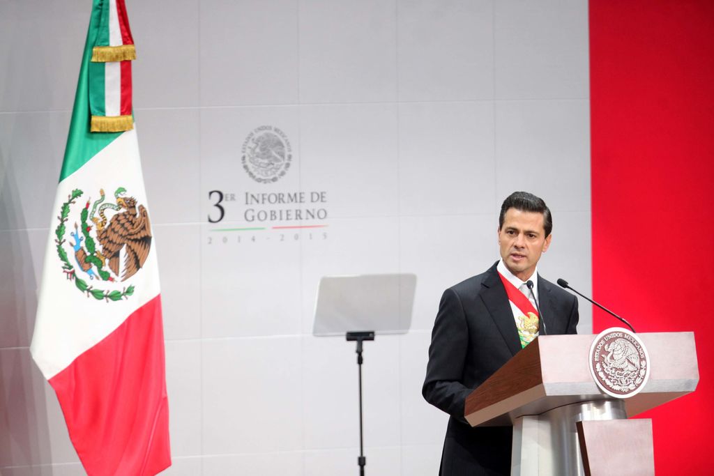 El presidente Enrique Peña Nieto inició su mensaje reconociendo los 'hechos lamentables' que se enfrentaron en el último año. (El Universal)