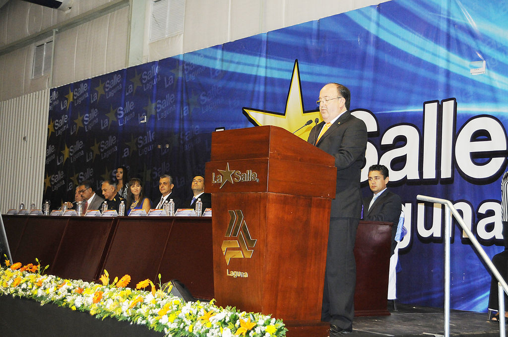 Cumple. El evento fue en el auditorio del Campus Universitario de la ULSA. (EL SIGLO DE TORREÓN)