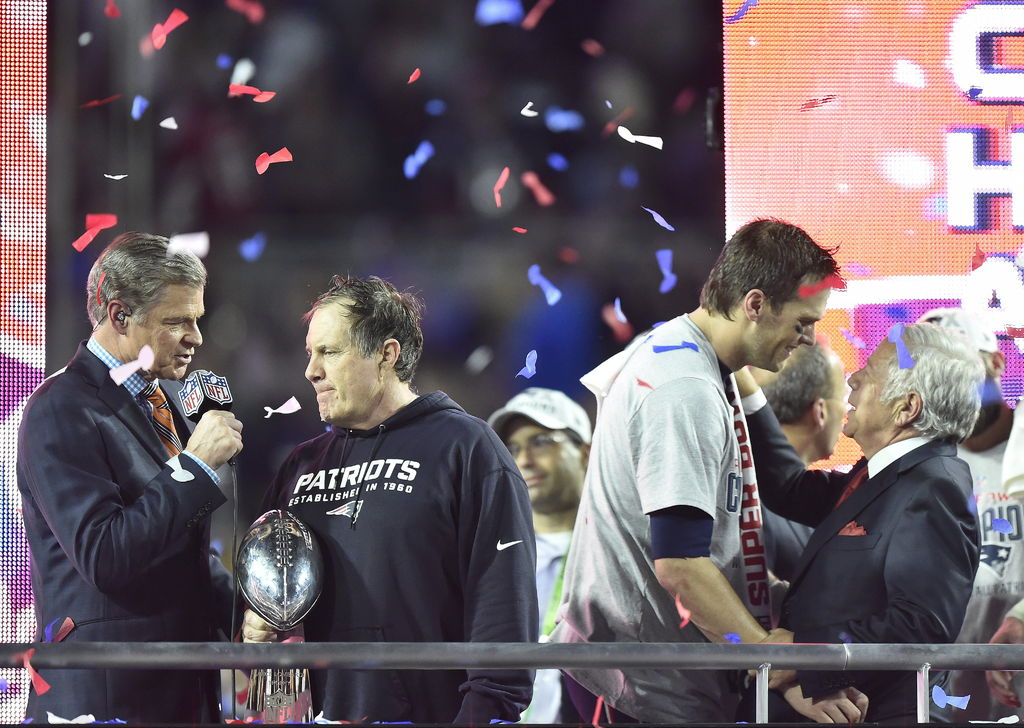 Bill Belichick, Tom Brady y Robert Kraft han llevado a los Patriotas de Nueva Inglaterra a obtener 4 Super Bowls. (EFE)