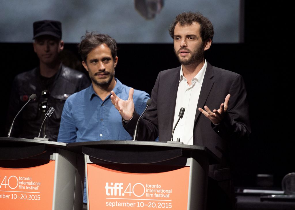 Reconocimiento. El director Jonás Cuarón junto al actor Gael García recibieron el premio FIPRESCI, en la categoría Presentaciones Especiales.
