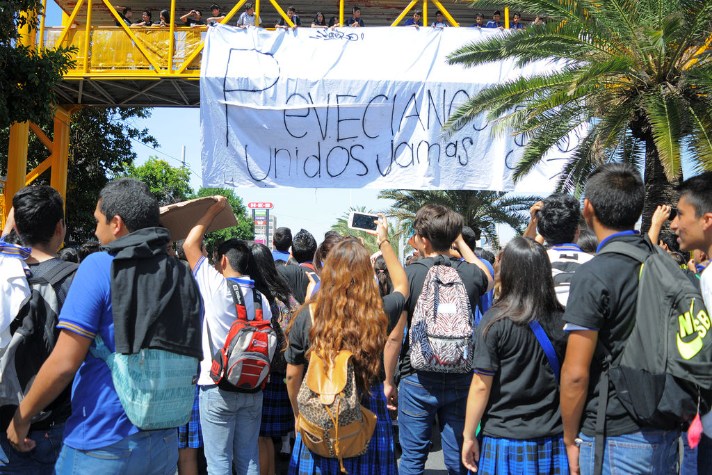Los estudiantes denunciaron la intervención del director Alonso Navarro en las votaciones para renovar el Consejo. (Jesús Galindo)

