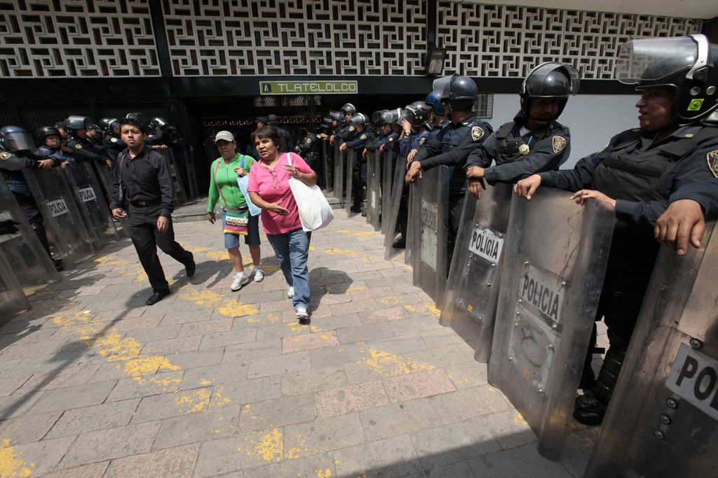 Como parte de la acción preventiva, policías resguardarán edificios del Gobierno Local y Federal situados en Paseo de la Reforma y Eje Central Lázaro Cárdenas. (ARCHIVO)