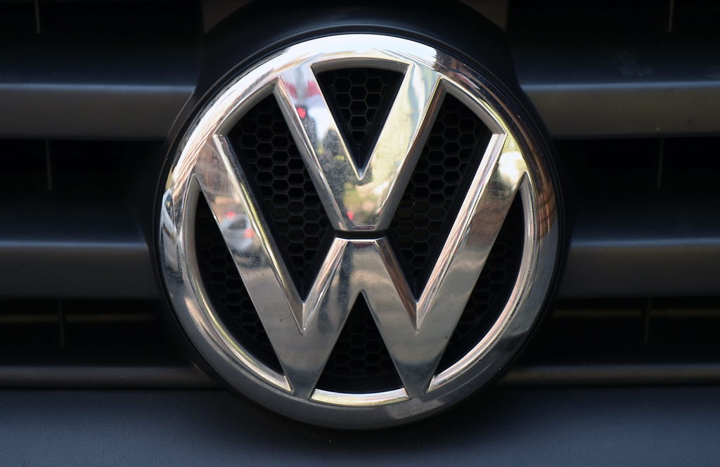 La Autoridad Garante de la Competencia de Italia indicó que su intención es aclarar si los consumidores “habrían sido inducidos al error en la elección de compra” por la propaganda utilizada por la Volkswagen sobre las emisiones. (ARCHIVO)