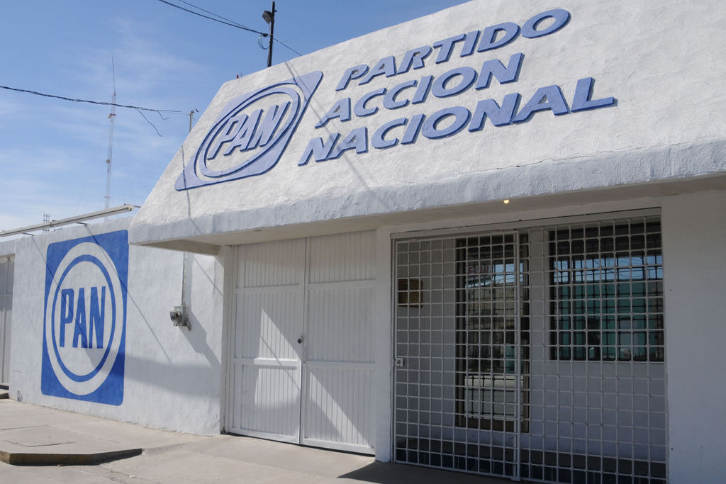 En revisión. El PAN de Torreón indicó que no está cerrado a alianzas con otros partidos políticos rumbo a las elecciones. (ARCHIVO)