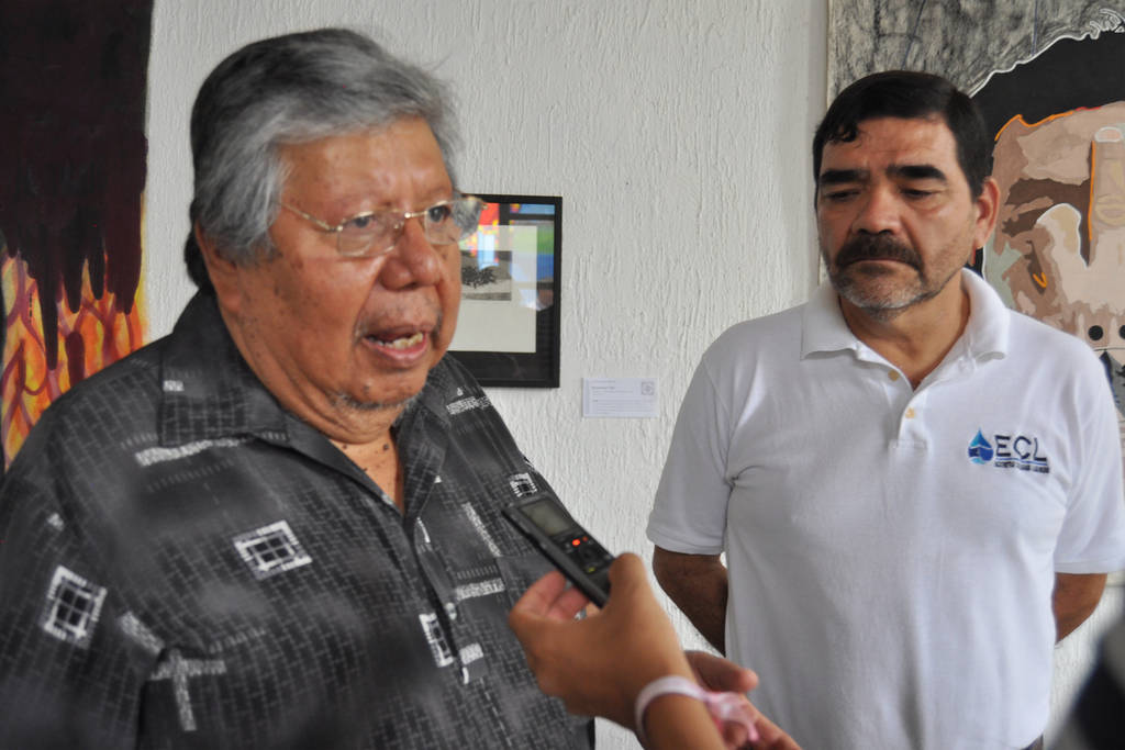 Actividad. Gerardo Jiménez, miembro del Encuentro Ciudadano Lagunero informa del evento. (EL SIGLO DE TORREÓN)