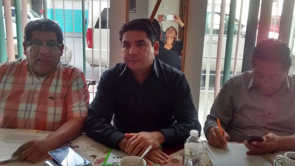 José Luis Anzures criticó que el gobierno criminalice las protestas del gremio magisterial, en lugar de hacer eso con los capos del narcotráfico. (El Siglo de Torreón)