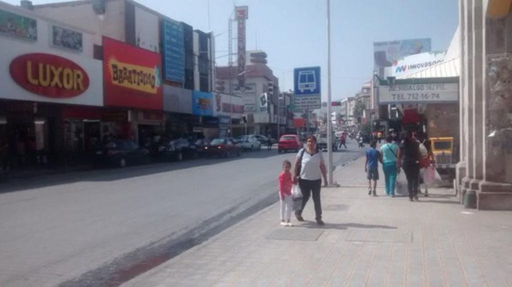 El apagón afectó a 200 locatarios del Mercado Juárez y a establecimientos del Centro de Torreón. (EL SIGLO DE TORREÓN)