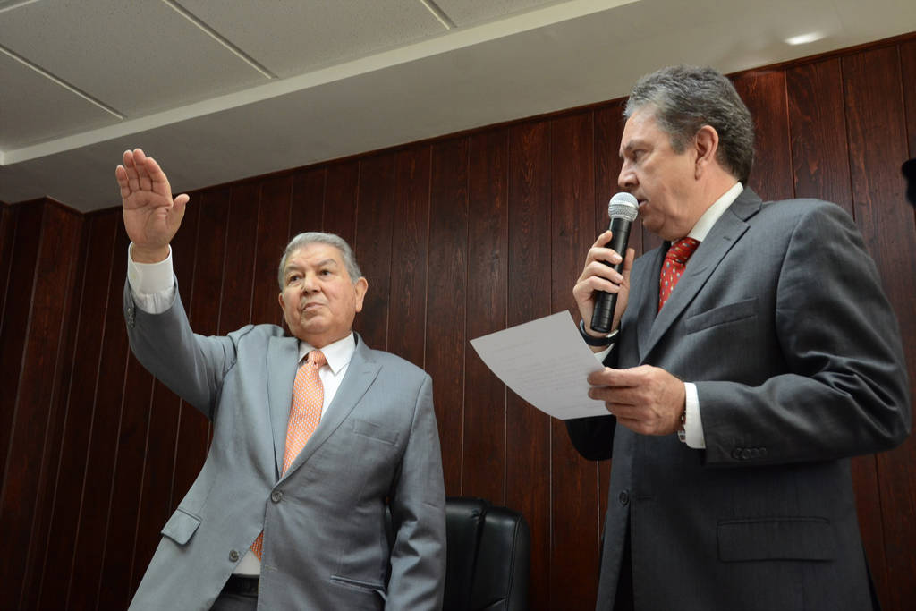 Nuevo delegado. Toma protesta Armando García Triana para estar al frente de Sagarpa. (CLAUDIA LANDEROS)