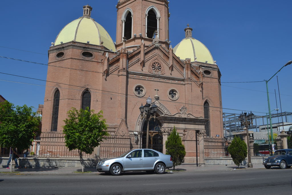 El recibo de luz se encontraba a nombre del Gobierno del estado de Durango, quien ya cubrió el monto pendiente. (ARCHIVO)