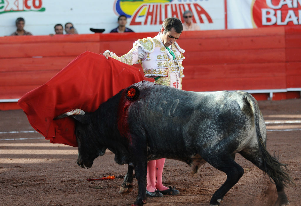 Arturo Macías “El Cejas” ya se ha presentado en la plaza lerdense.