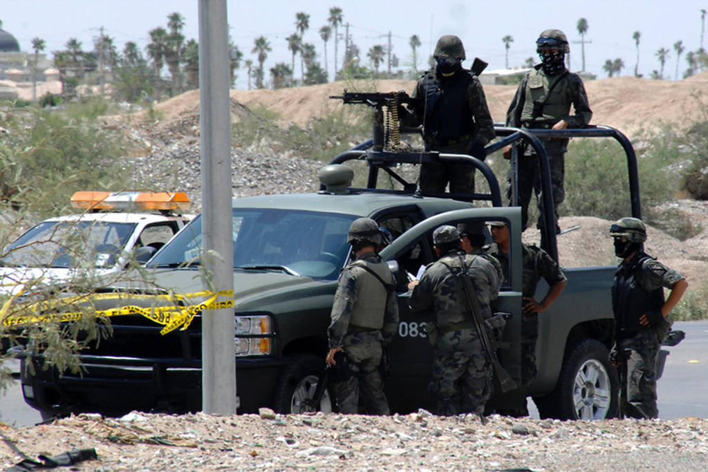 Detención. Elementos del Ejército Mexicano encontraron y detuvieron a las dos mujeres acusadas de secuestro y robo.