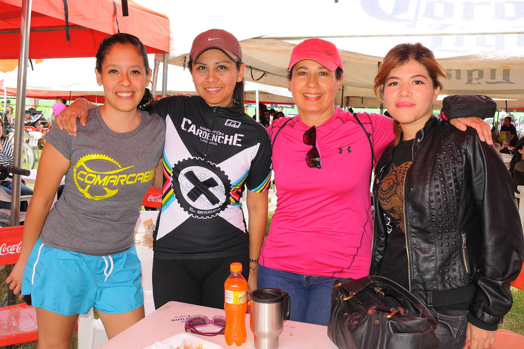 Paola, Norma, Nidia y Ana Luisa.