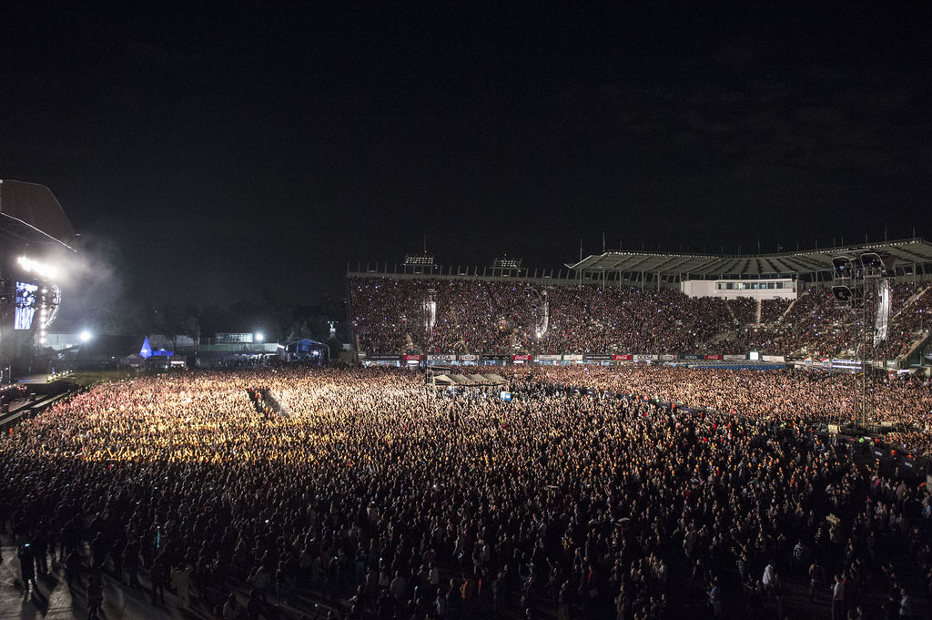 El Foro Sol lució abarrotado durante el concierto de Pearl Jam. (NOTIMEX)