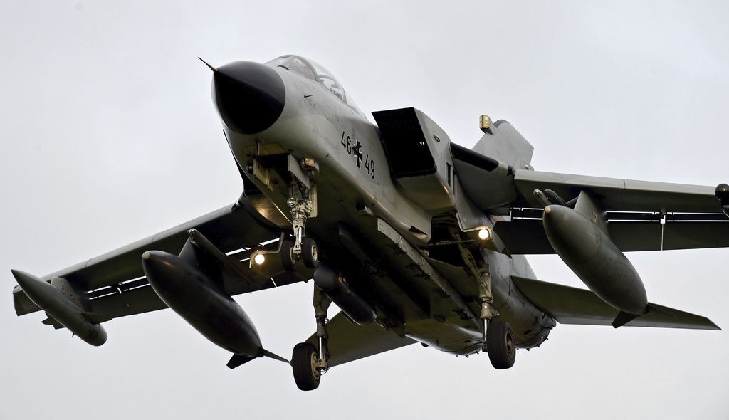 Alemania se sumará a la lucha contra el EI con vuelos de reconocimiento con aviones Tornado y el uso de satélites. (ARCHIVO)