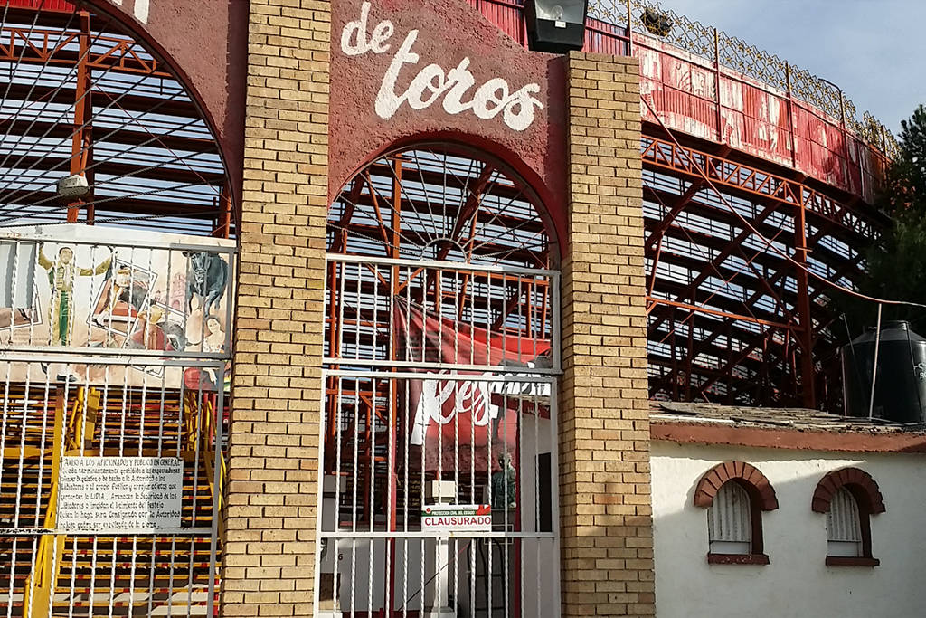 Acción. No se han acercado los representantes de la Plaza de Toros Armillita para acordar una revisión en este centro de diversiones.