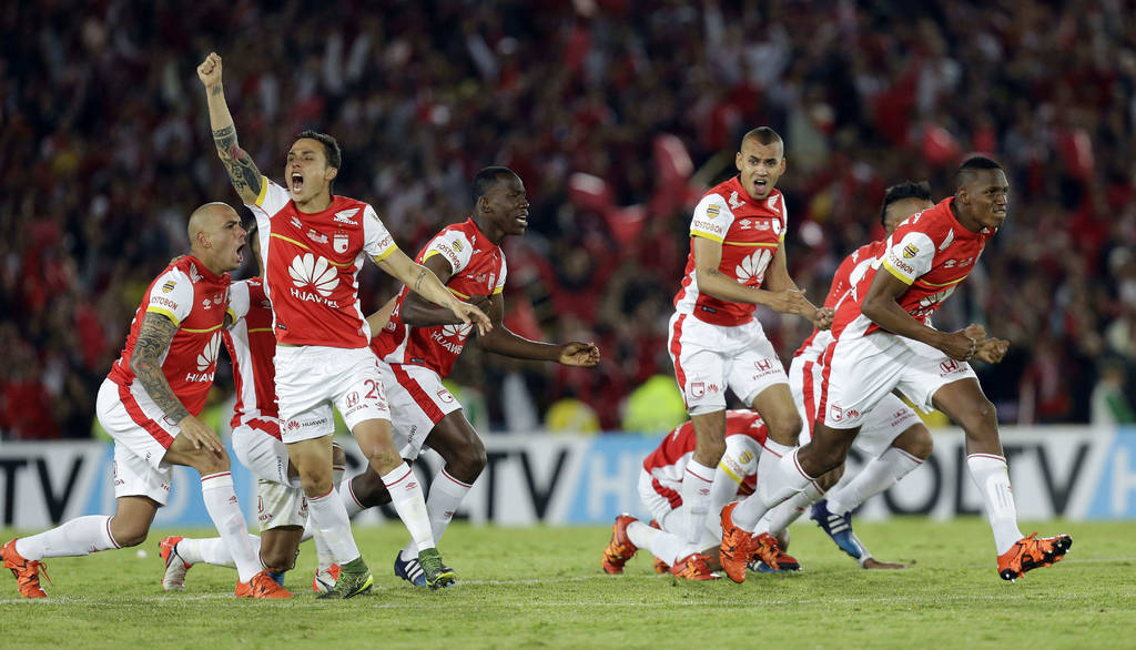 Así celebraron los jugadores del Independiente Santa Fe al coronarse por primera vez en la Copa Sudamericana. Santa Fe gana 
