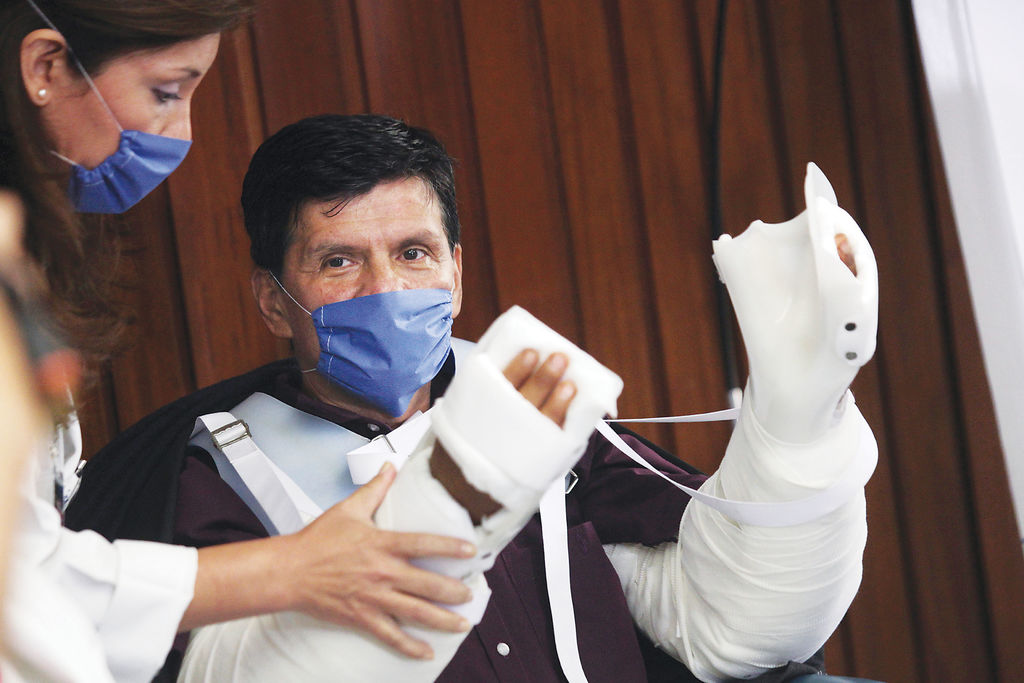 Brazos. El trasplante de brazos se realizó en el Instituto Nacional de Ciencias Médicas y Nutrición, Salvador Zubirán (INNSZ), el 18 de mayo de 2012.