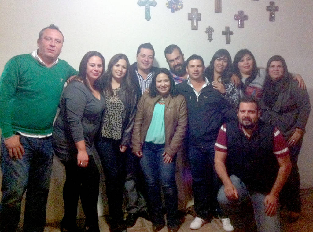  Manuel, Chebril, Alina, Juan, Aída, Levir, Pepe, Zayda, Judith, Luis y Pere en su reunión de Ex Josefinos.
