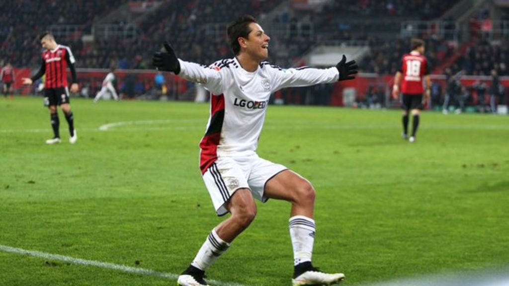 Suma 'Chicharito' 19 goles con el Leverkusen