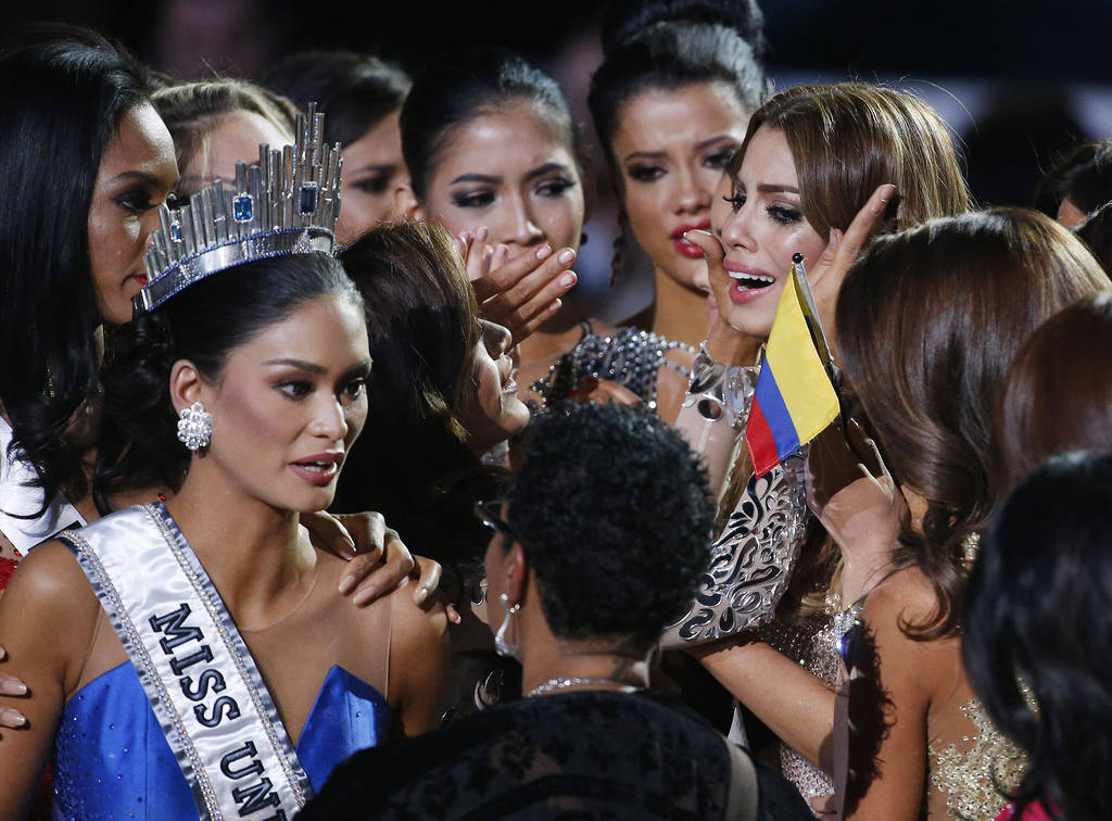 Error. La colombiana Ariadna Gutiérrez fue nombrada ganadora, pero luego el presentador rectificó que Pia Wurtzbach, Miss Filipinas, era la gran triunfadora.