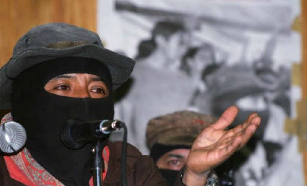 'El venderse ya al mal gobierno no sólo no resolvió sus necesidades, sino sumó más horrores. Hay desesperanza”. Moisés, subcomandante de EZLN.