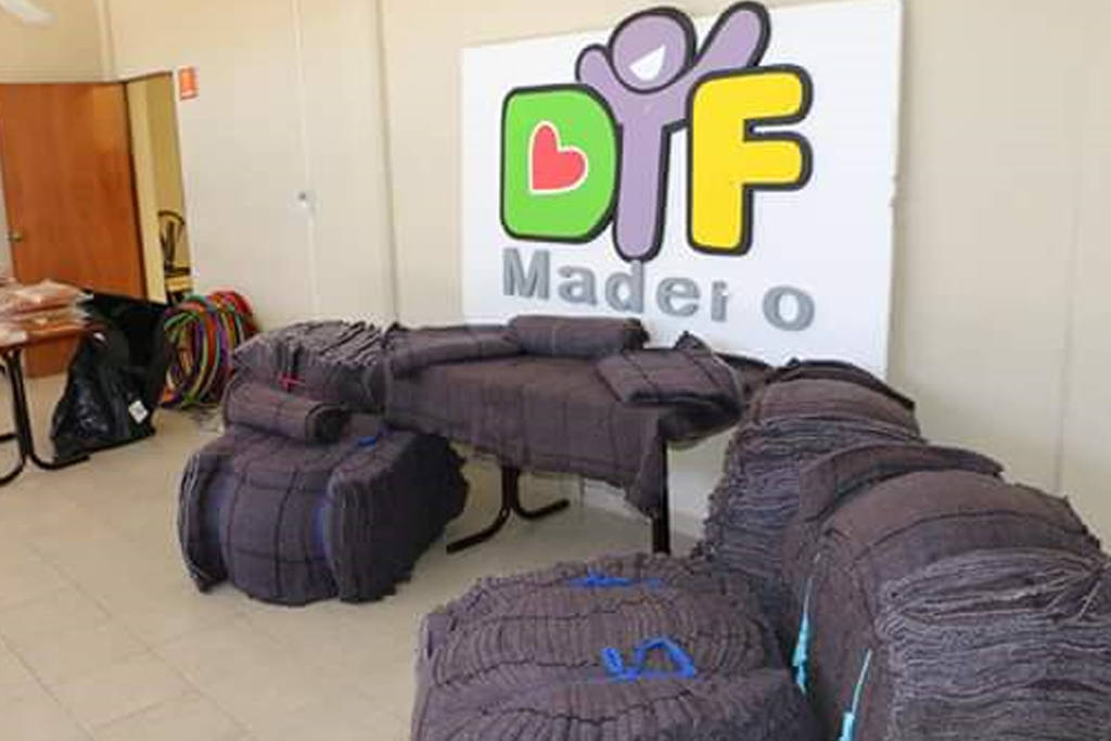Se preparan. Brigadas del DIF llevarán cobertores a indigentes y habitantes de zonas marginadas en el municipio. (EL SIGLO DE TORREÓN)