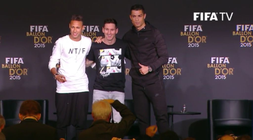 Durante la rueda prensa previa a la entrega del trofeo, Neymar se ha sentido orgulloso de estar en el podio por primera vez en su carrera profesional.