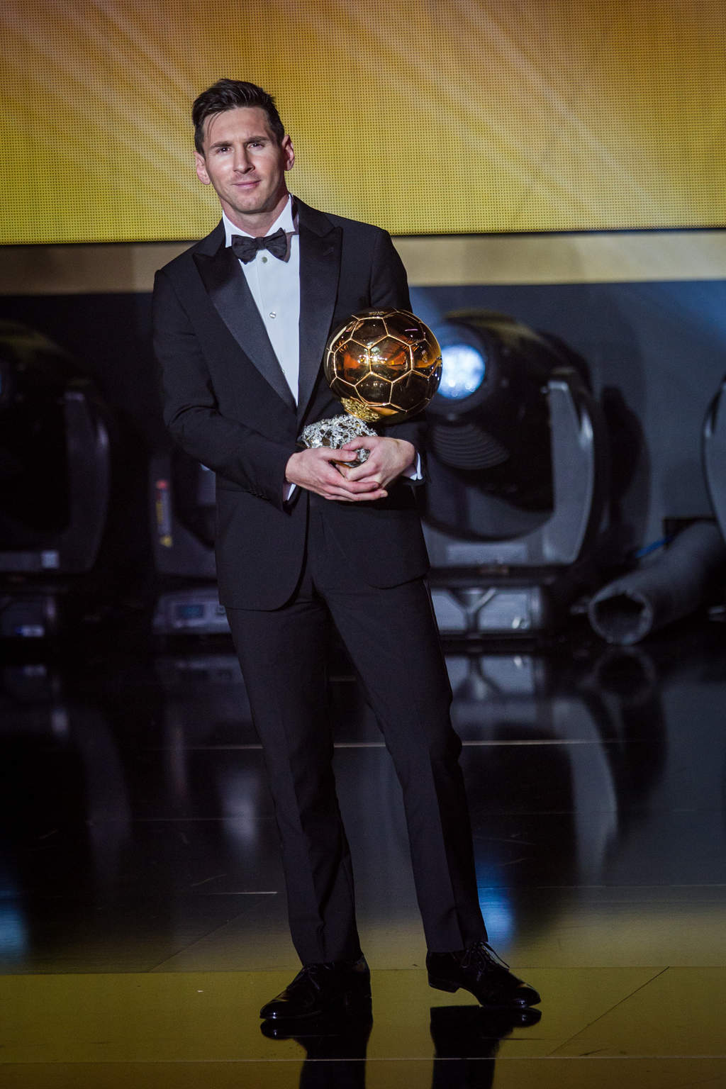 Leo Messi ganó el quinto Balón de Oro de su carrera.  (EFE)