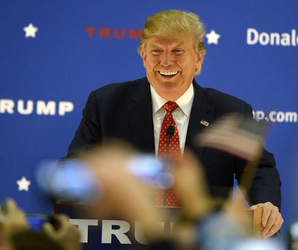 Trump encabeza las preferencias para la candidatura del Partido Republicano, con un apoyo del 38 %. (ARCHIVO)