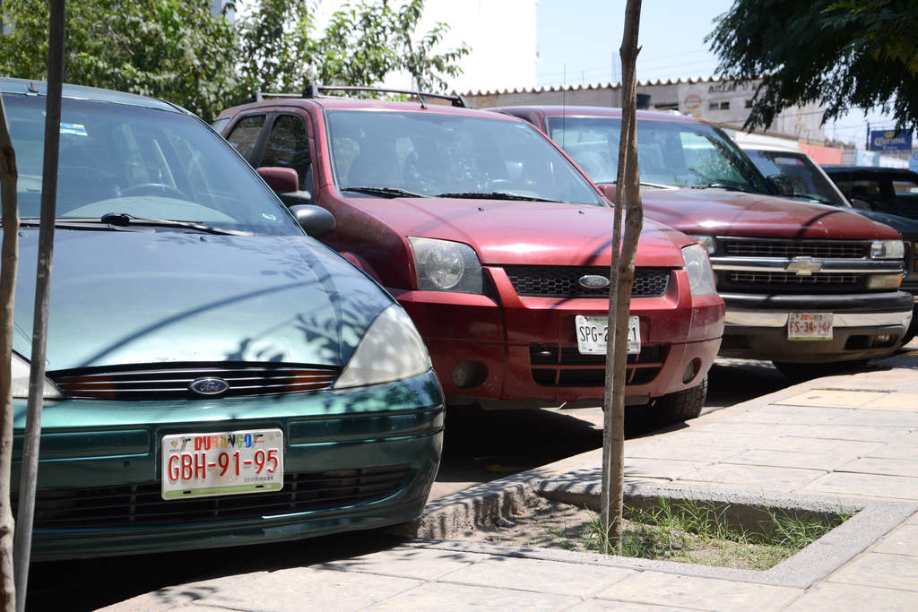 La eliminación del pago de la tenencia entró en vigor en la actual administración y será hasta el próximo año cuando se renovarán las placas de circulación vehicular. (ARCHIVO)