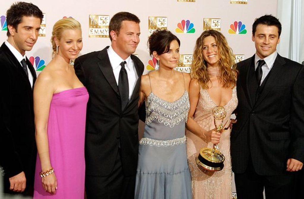 La serie fue una de las más exitosas en la historia de la televisión y tuvo su último capítulo, después de diez temporadas, el 6 de mayo de 2004. (TWITTER)