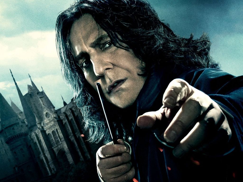  Alan Rickman dio vida al famoso personaje del profesor 'Snape' en Harry Potter. (ESPECIAL) 